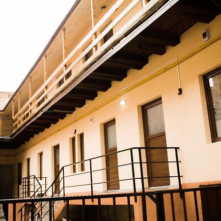 Ullysses Guest House 브라쇼브 외부 사진