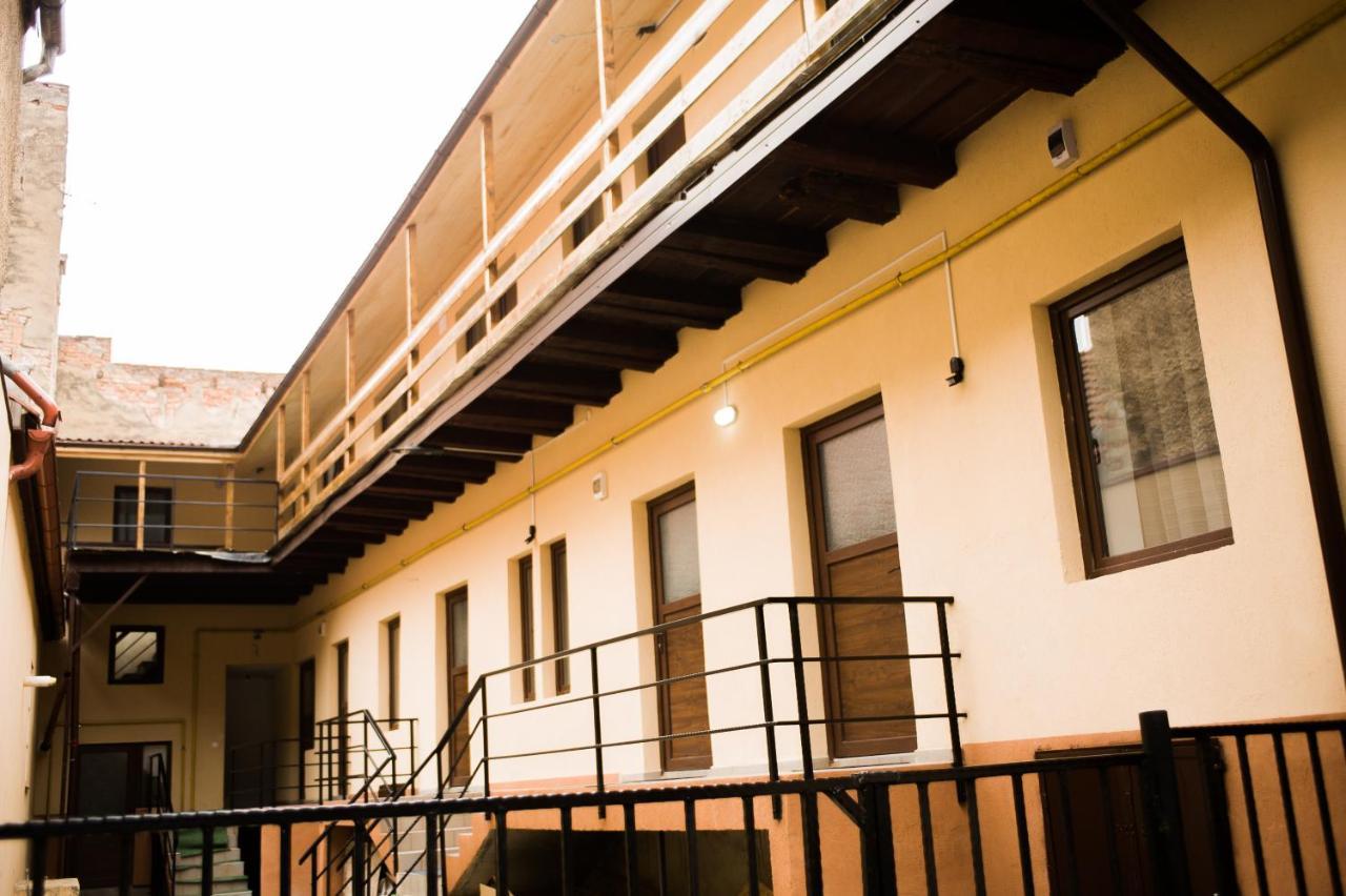 Ullysses Guest House 브라쇼브 외부 사진