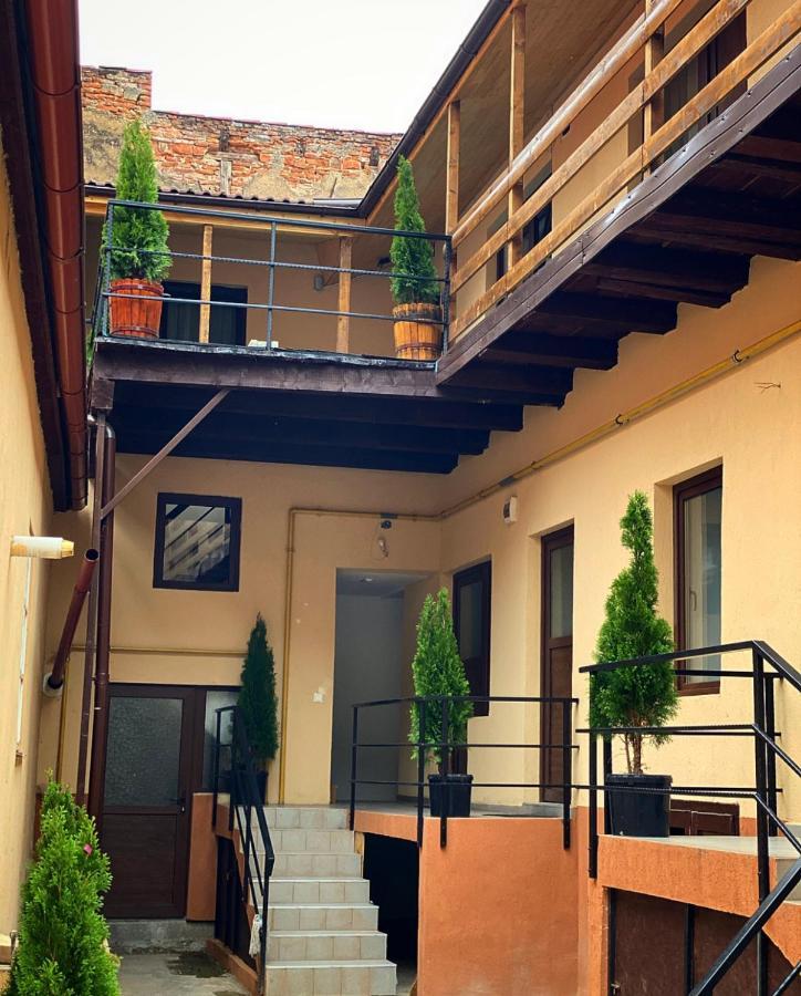 Ullysses Guest House 브라쇼브 외부 사진